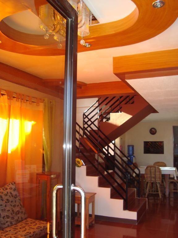 El Gallo Traveler'S Pension Пуэрто-Принцеса Экстерьер фото