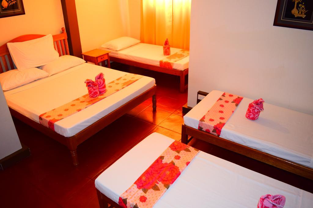 El Gallo Traveler'S Pension Пуэрто-Принцеса Экстерьер фото